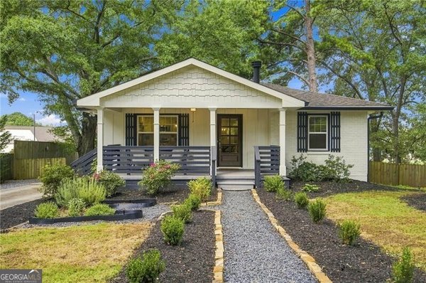 932 Sharon Circle, Smyrna