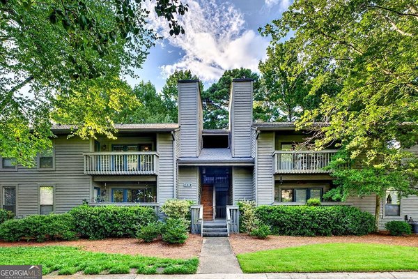 810 Tuxworth Circle Decatur