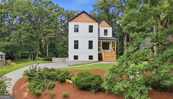 2183 Deep Woods Way Marietta