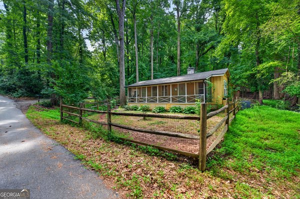 130 Chestnut Street Roswell