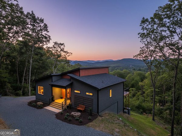 156 Sky High Drive, Ellijay