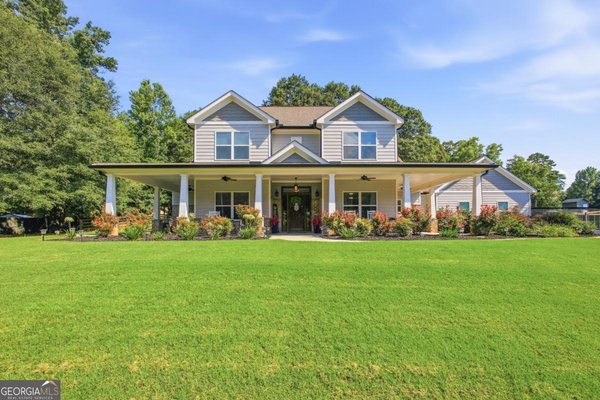 main picture of 579 New Cut Road, Braselton