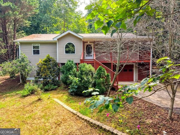 557 Grayce Lane Hiawassee