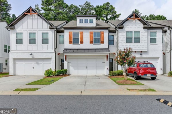 main picture of 275 Auburn Valley Way, Auburn
