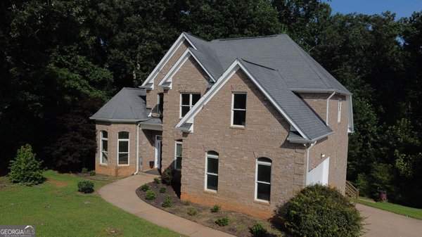 318 Waterford Circle Cornelia