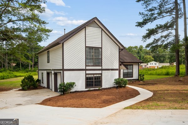 6375 Jerri Court Riverdale