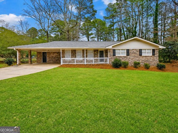 886 Oakhill Court Stone Mountain
