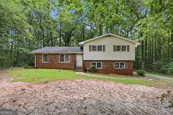 328 Fayette Villa Court Fayetteville