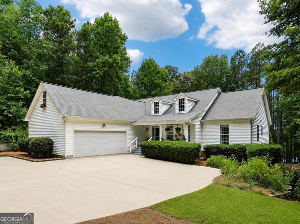 79 Driftwood Court Newnan