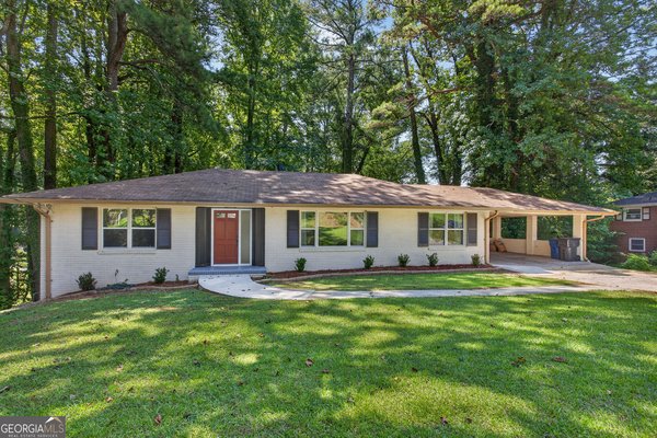 2418 Meadow Lark Drive East Point