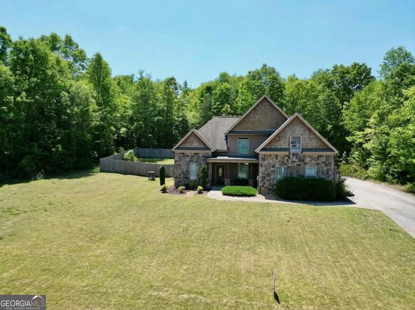 130 Maple Drive, Commerce