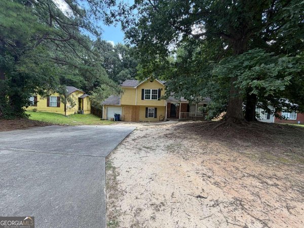 6495 Emerald Pointe Circle College Park