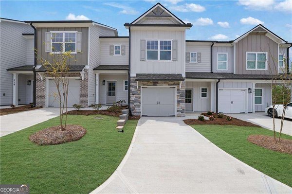 306 Heron Street, Unit #16, Ball Ground
