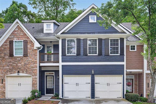 2294 Meadow's End, Duluth