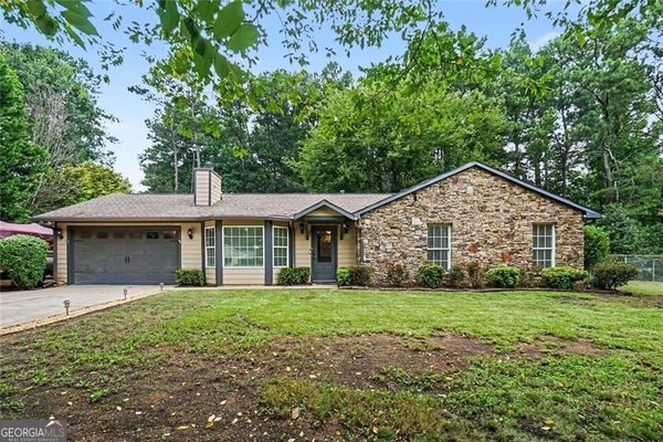 2713 Post Oak Drive, Marietta