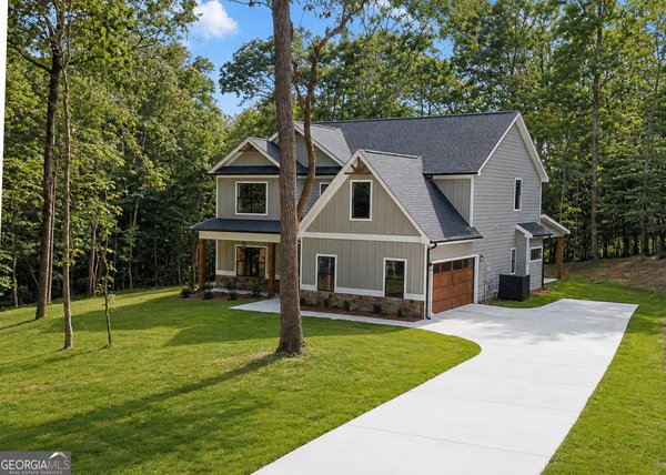 238 Signing Tree Trail, Clarkesville