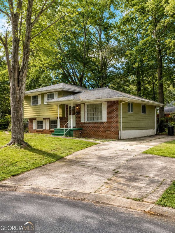 1591 Jolly Green Court Conley
