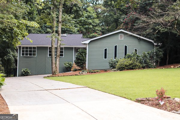 3882 Centre Court, Peachtree Corners