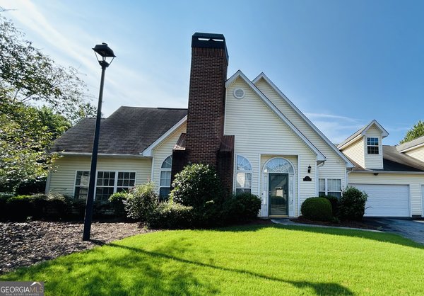 1471 Settlers Walk Way Marietta