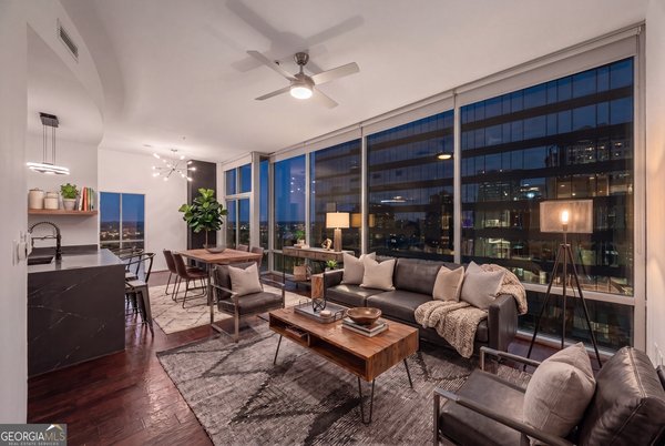 923 Peachtree Street, Atlanta