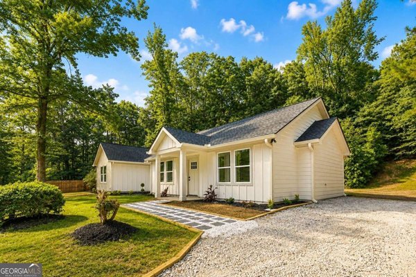 1231 Bunny Court Loganville