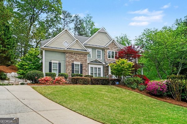 589 Vinings Springs Drive Mableton