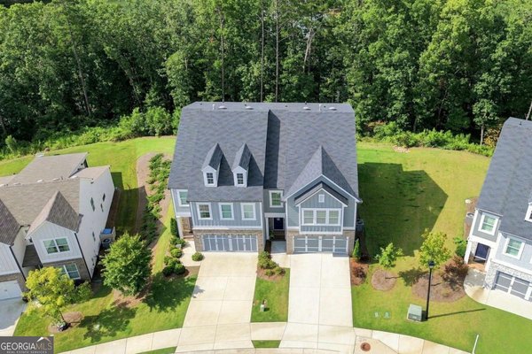 229 Lakeside Place Canton