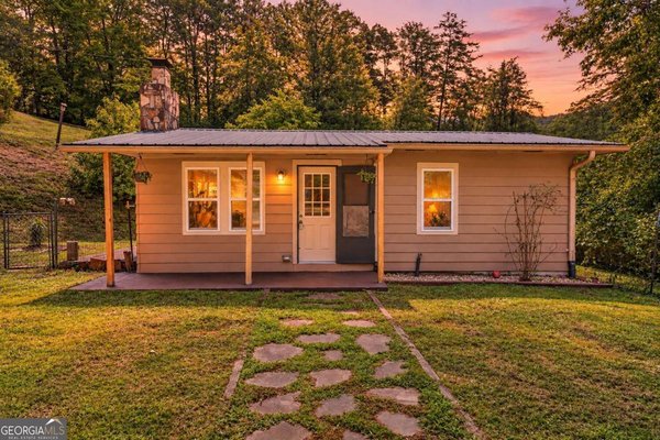 120 Old Hollow Road, Blue Ridge