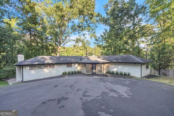 1568 Niskey Lake Trail, Atlanta