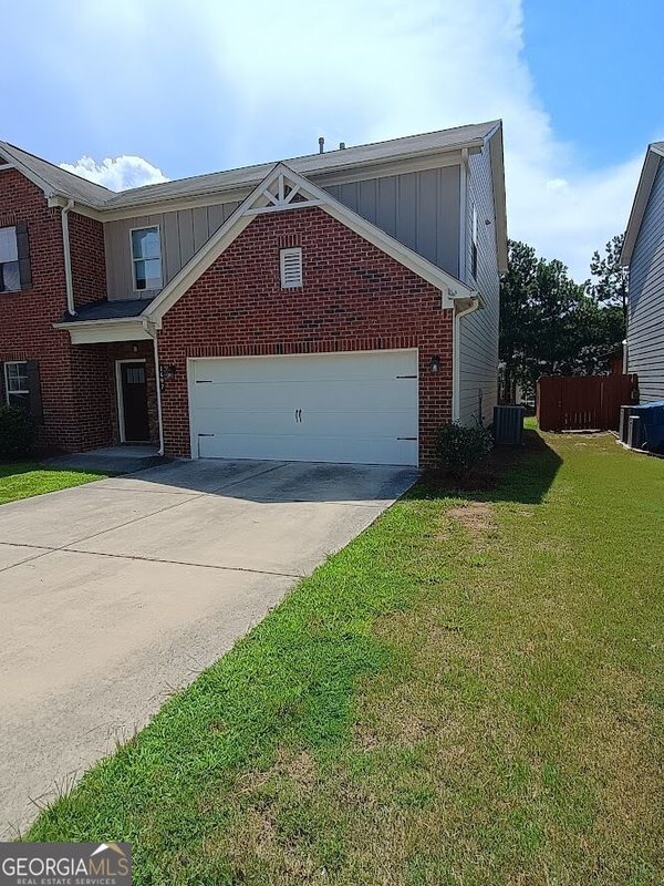 1497 Weatherbrook Circle, Lawrenceville