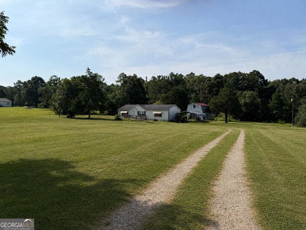 833 Twin Oaks Road, Williamson