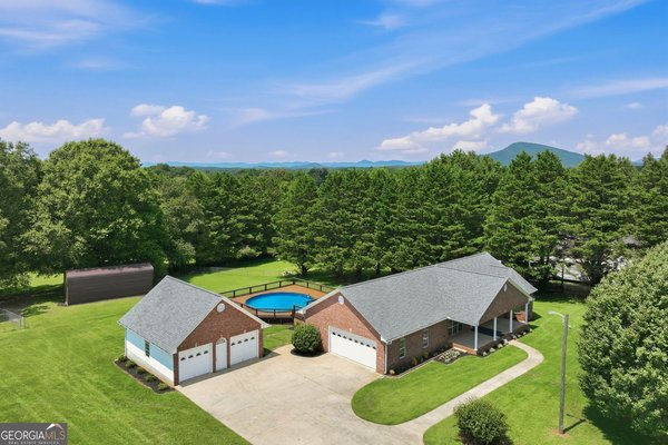 5573 Clarks Bridge Road Clermont