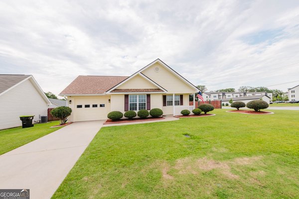 605 Deerfield Circle Warner Robins