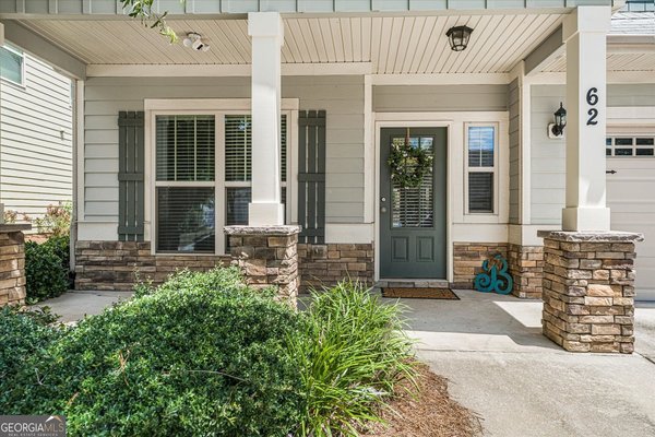 62 Seabiscuit Court, Newnan
