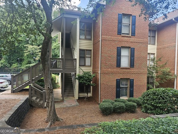 main picture of 1101 Garden Court, Sandy Springs
