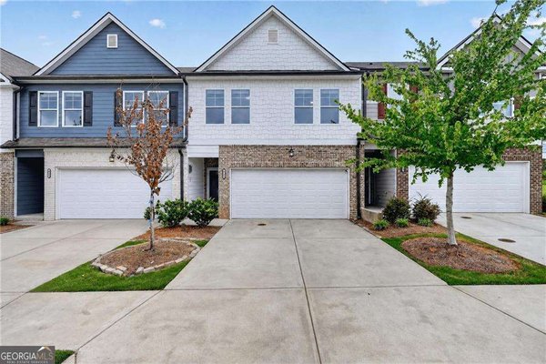 4711 Fairfax Drive Oakwood