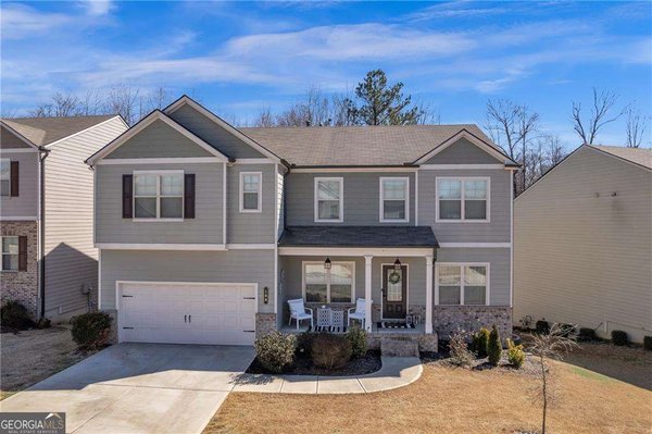main picture of 106 Creekside Bluff Way, Auburn