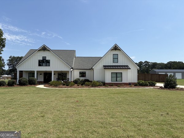 3706 Highway 83 Good Hope