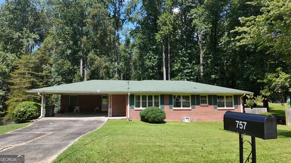 757 Virginia Circle, Forest Park
