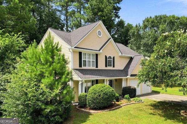 1593 Woodmore Drive, Marietta
