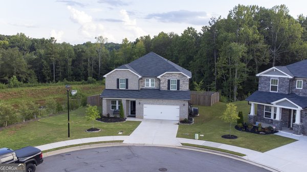 Picture of Neighborhood CREEKSIDE AT OXFORD PARK in Fairburn, GA