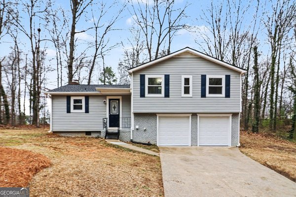 3864 YEAGER Road Douglasville