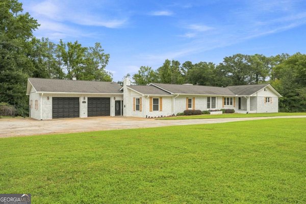 2716 16 Highway, Carrollton