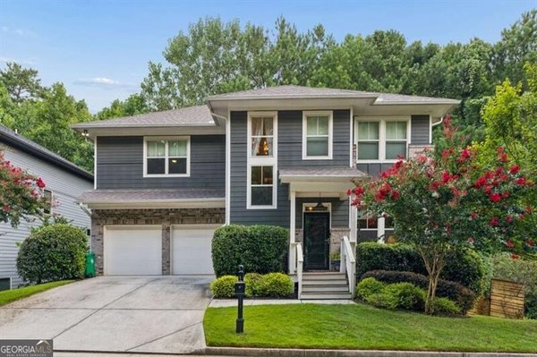 main picture of 2814 Silver Hill Terrace, Atlanta