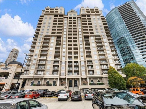 3334 Peachtree Road, Atlanta