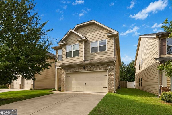 322 Emporia Loop, McDonough
