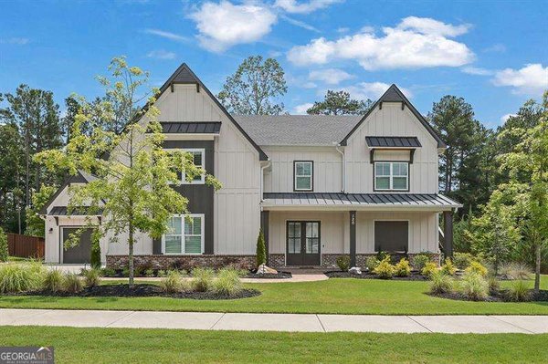 120 Chateau Place Woodstock