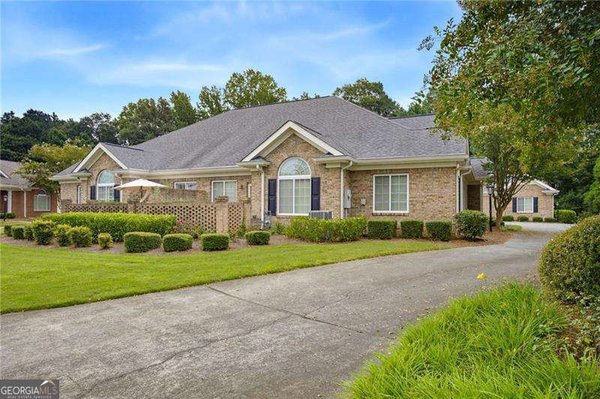 4704 Rose Arbor Drive, Acworth