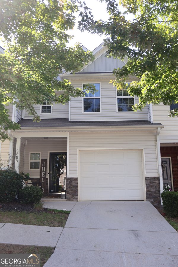 main picture of 4685 Beacon Ridge Lane, Flowery Branch