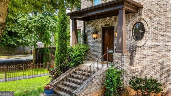 main picture of 512 Rankin Street, Atlanta